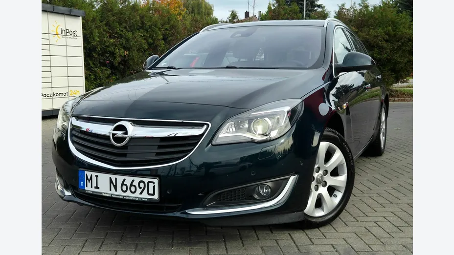 OPEL Insignia -