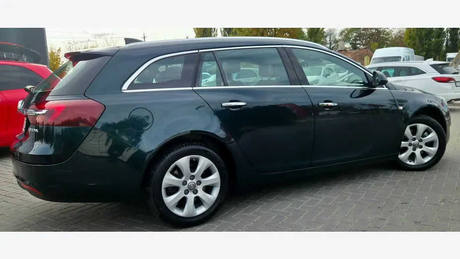 OPEL Insignia -