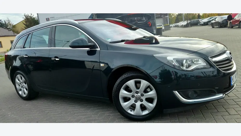 OPEL Insignia -