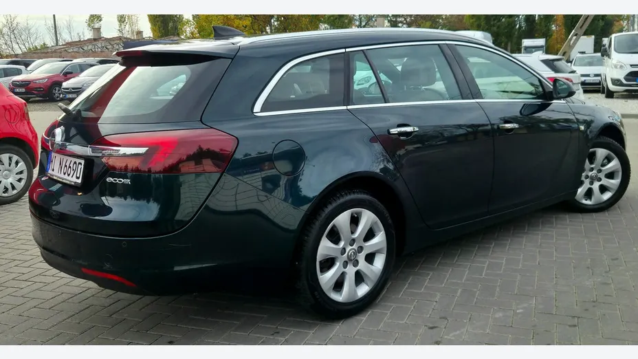 OPEL Insignia -