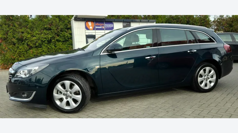 OPEL Insignia -