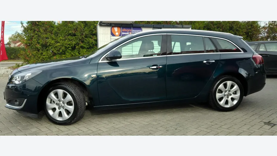 OPEL Insignia -