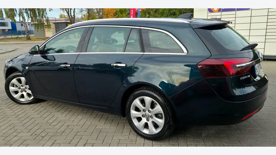 OPEL Insignia -