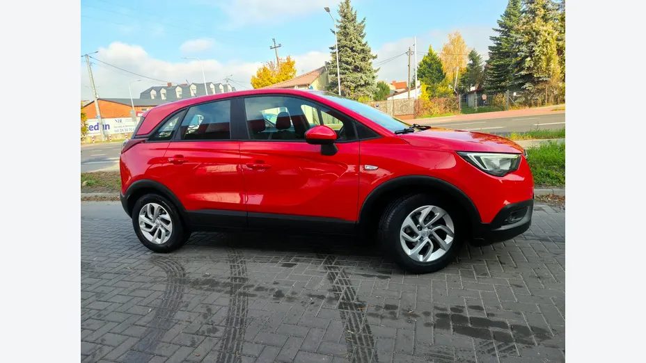 OPEL Crossland X -
