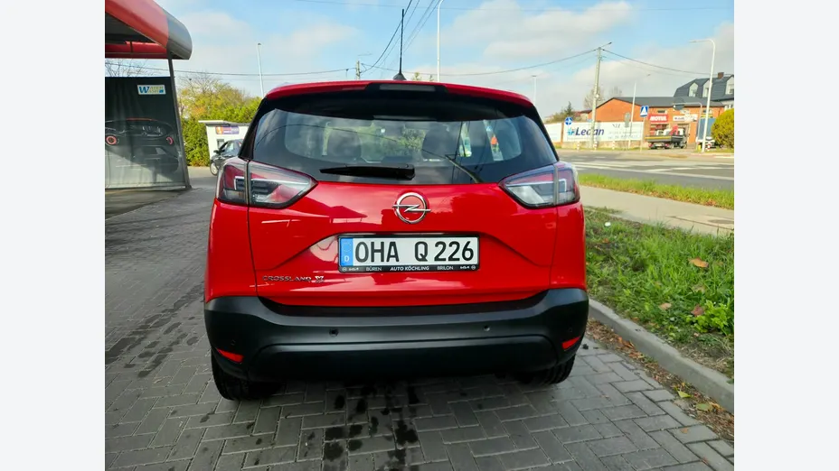 OPEL Crossland X -