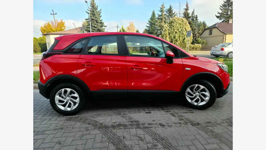 OPEL Crossland X -
