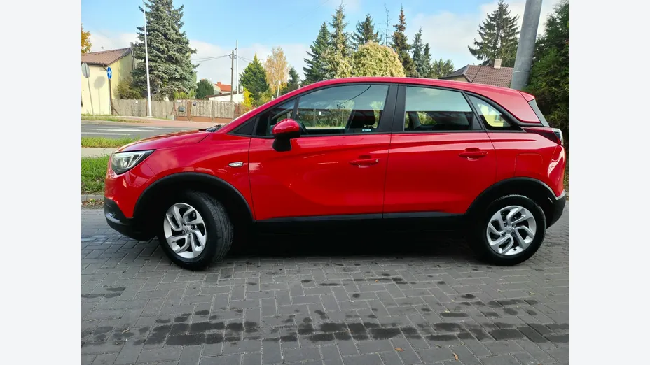 OPEL Crossland X -