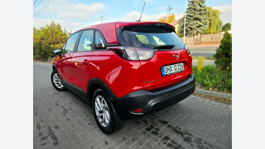 OPEL Crossland X -