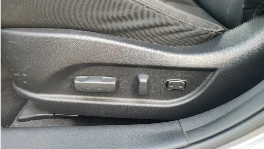 HYUNDAI i40 -