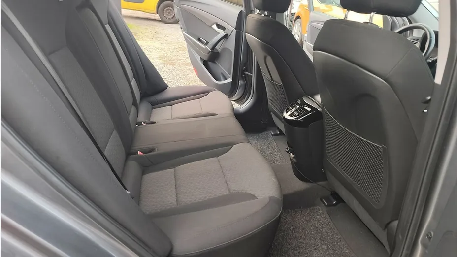 HYUNDAI i40 -