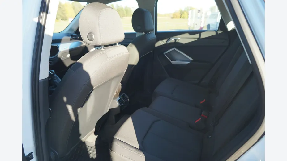 AUDI Q3 -