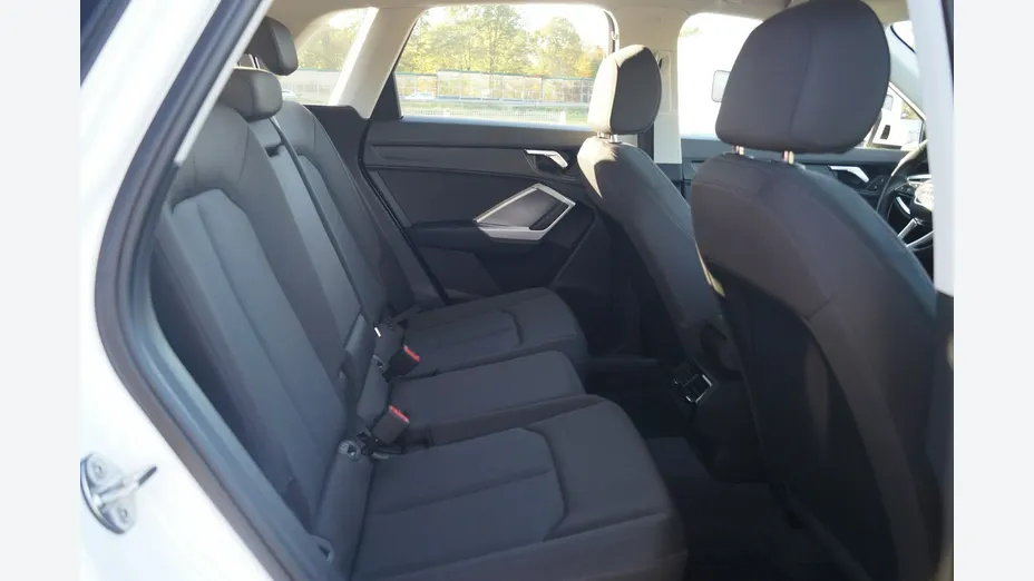 AUDI Q3 -