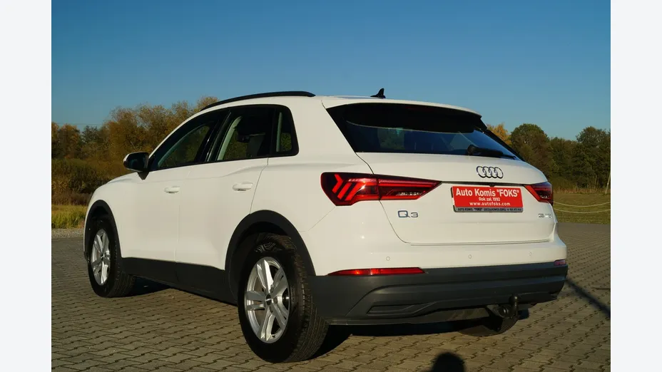 AUDI Q3 -