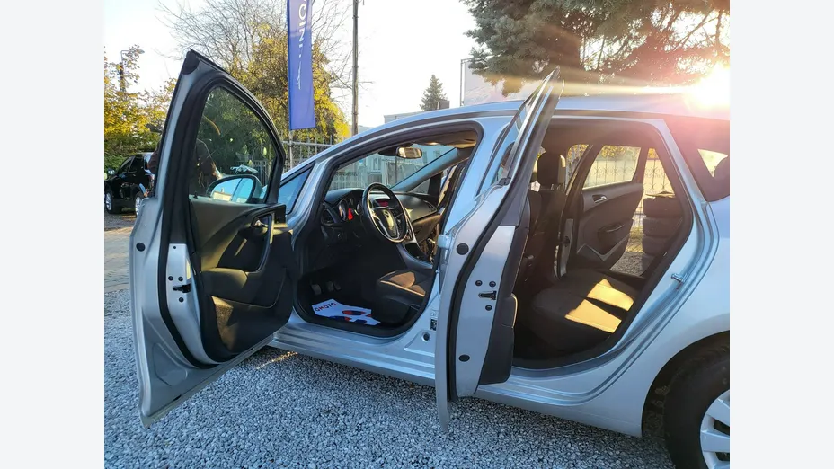 OPEL Astra -