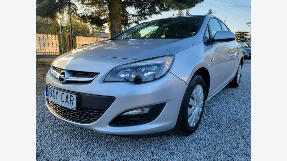 OPEL Astra -