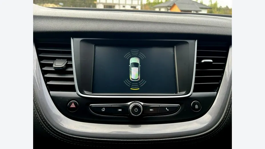 OPEL Grandland X -
