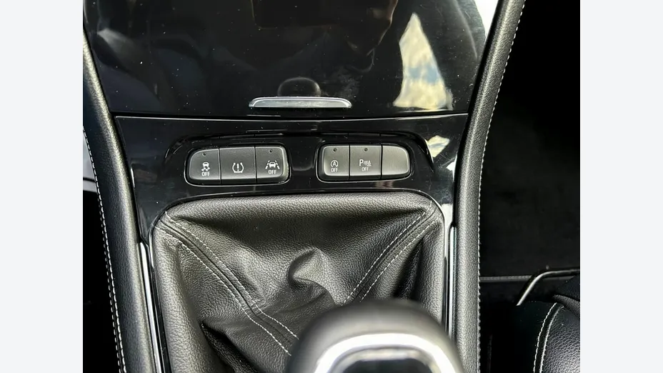 OPEL Grandland X -