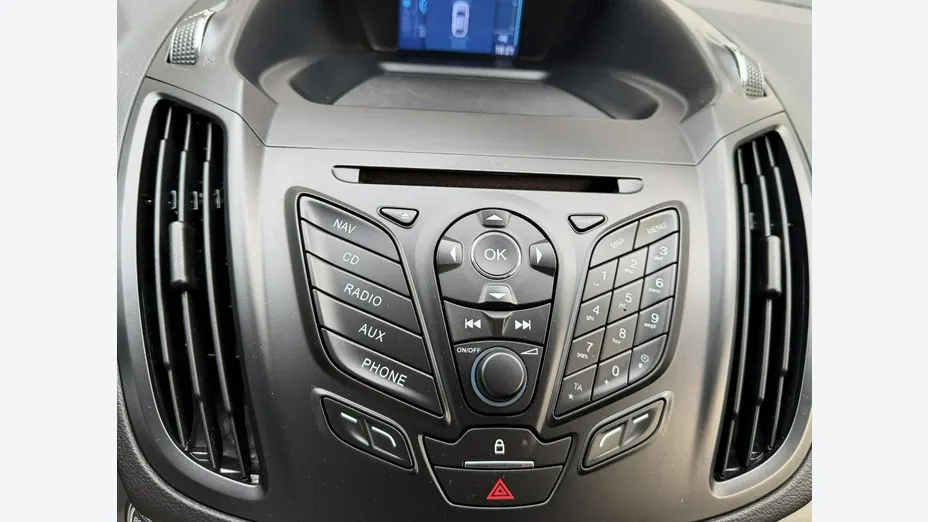 FORD Kuga -