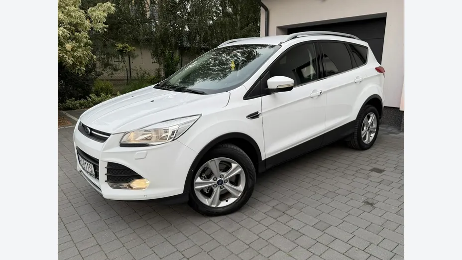 FORD Kuga -