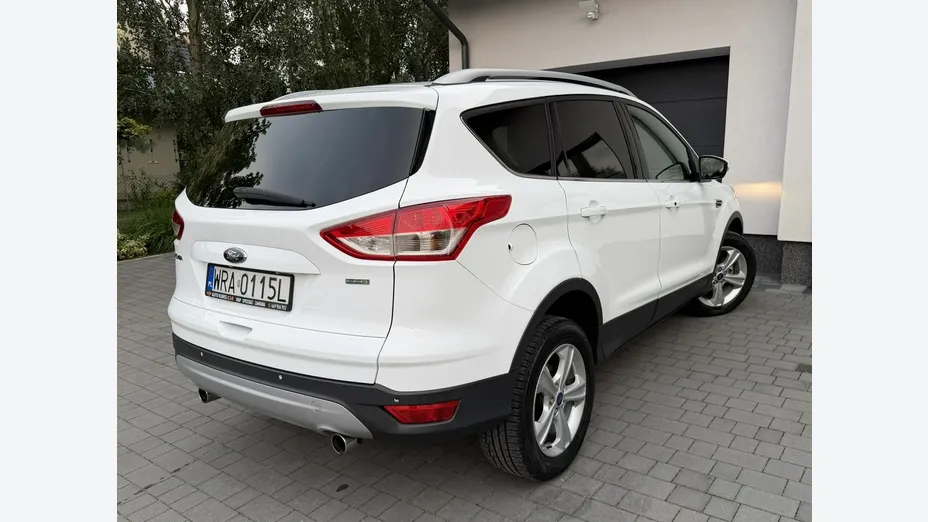 FORD Kuga -