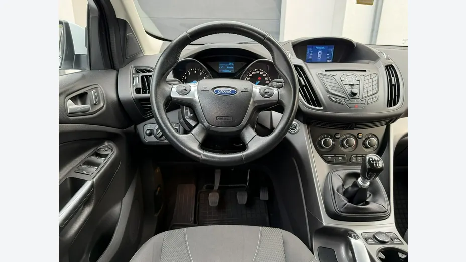 FORD Kuga -