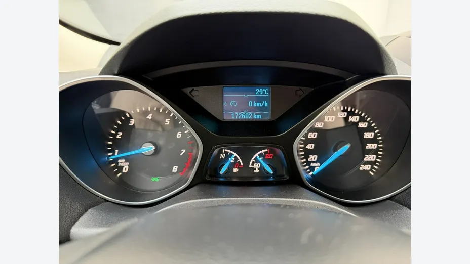 FORD Kuga -