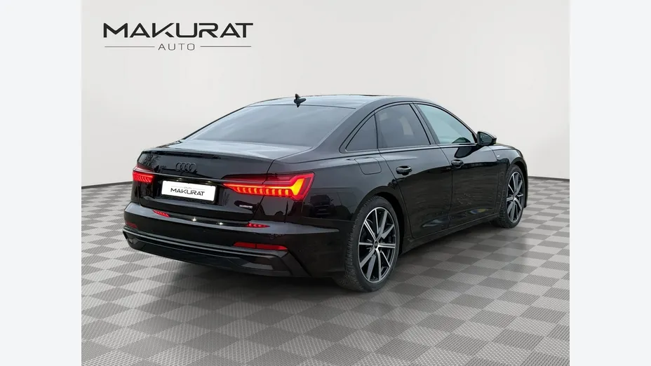AUDI A6 -