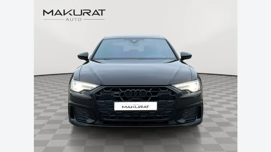 AUDI A6 -