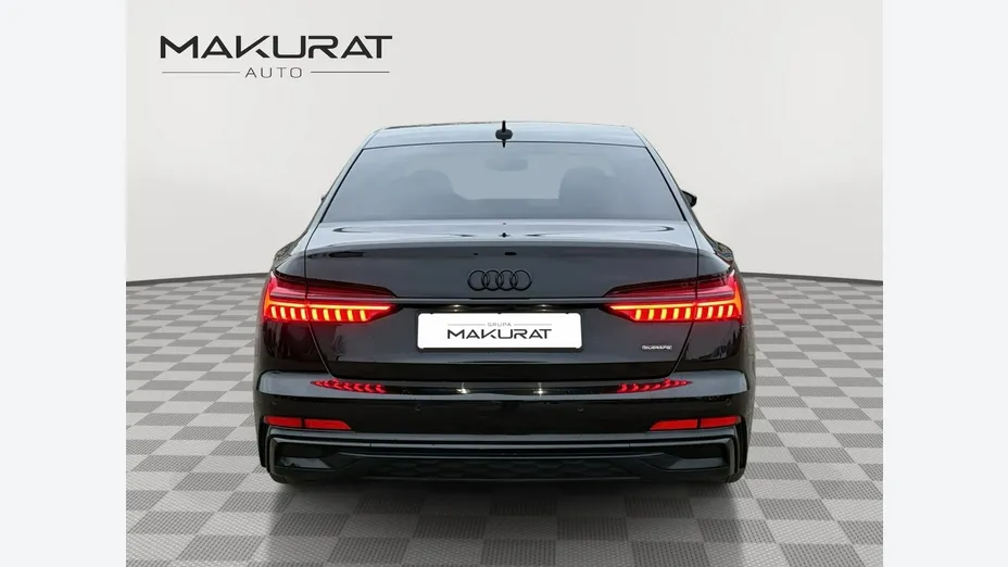 AUDI A6 -
