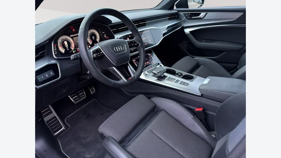 AUDI A6 -