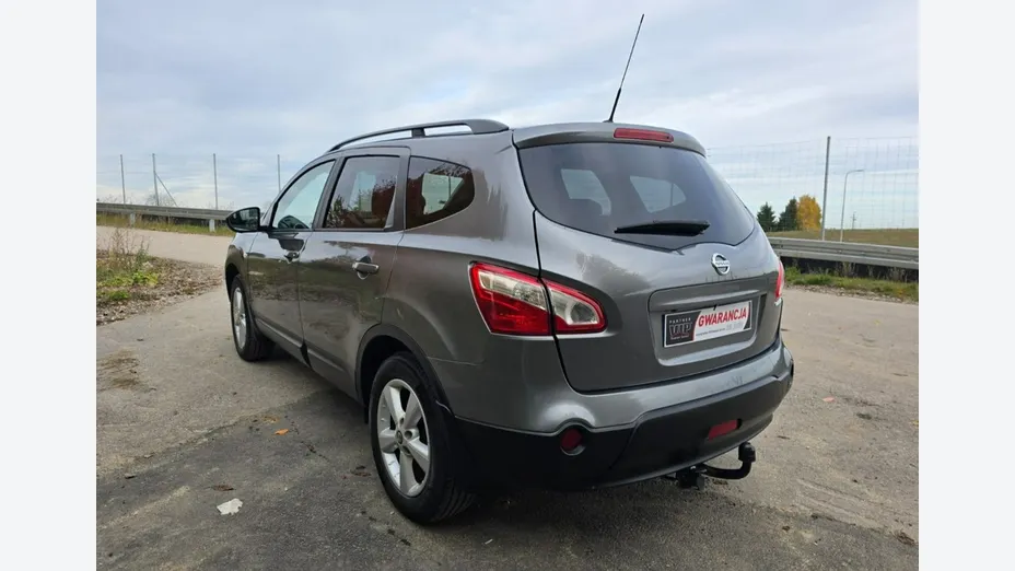 NISSAN Qashqai+2 -