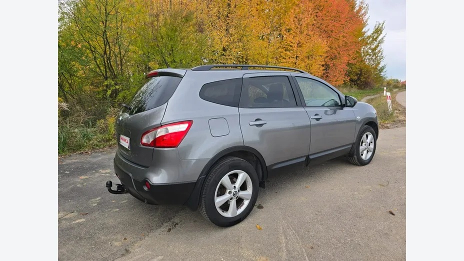 NISSAN Qashqai+2 -