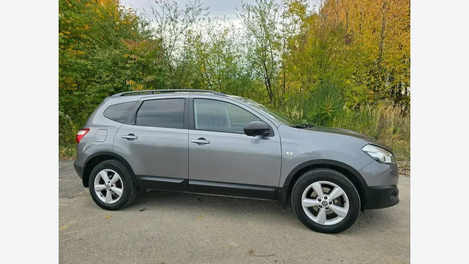 NISSAN Qashqai+2 -