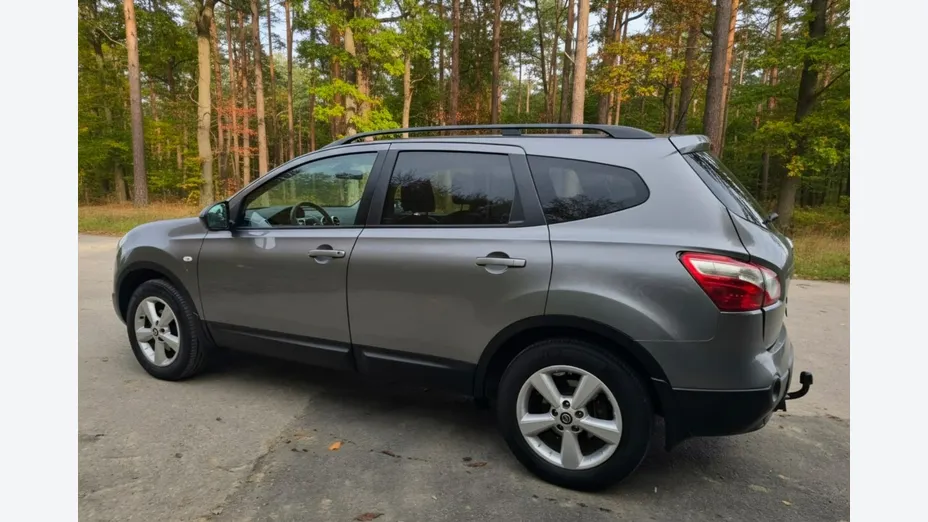 NISSAN Qashqai+2 -
