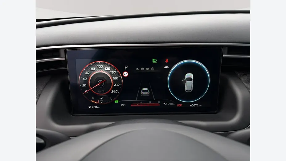 HYUNDAI Tucson -