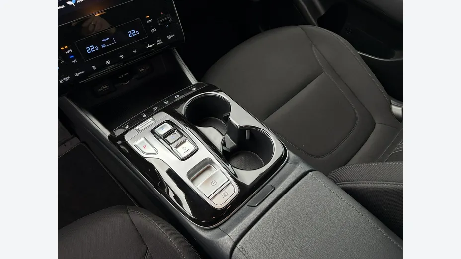 HYUNDAI Tucson -