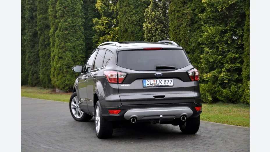 FORD Kuga -