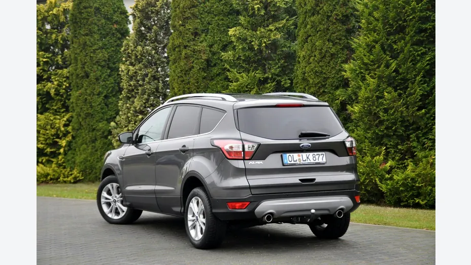 FORD Kuga -