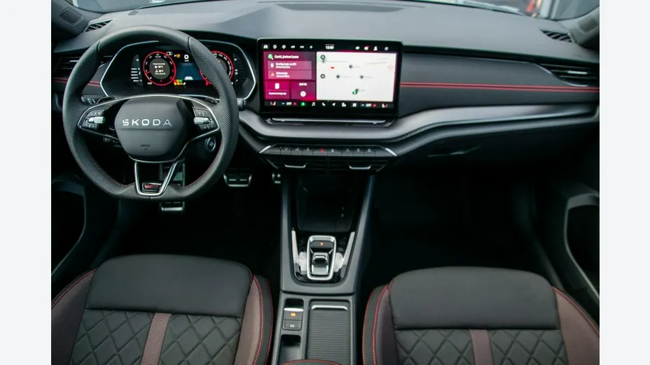 SKODA Octavia -