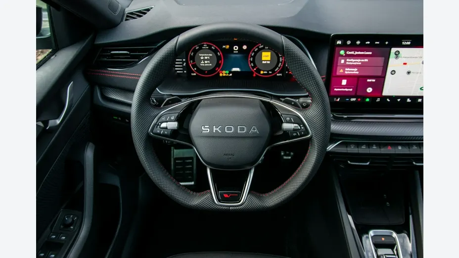 SKODA Octavia -