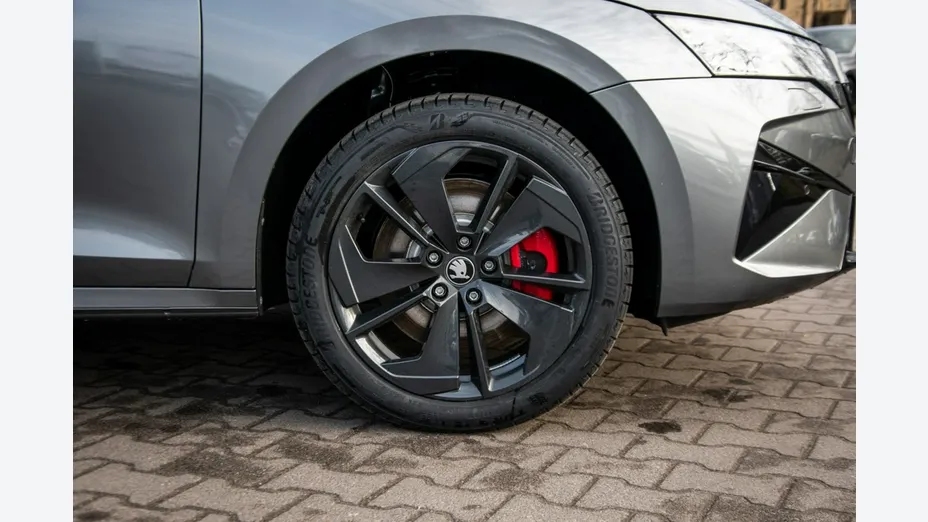 SKODA Octavia -