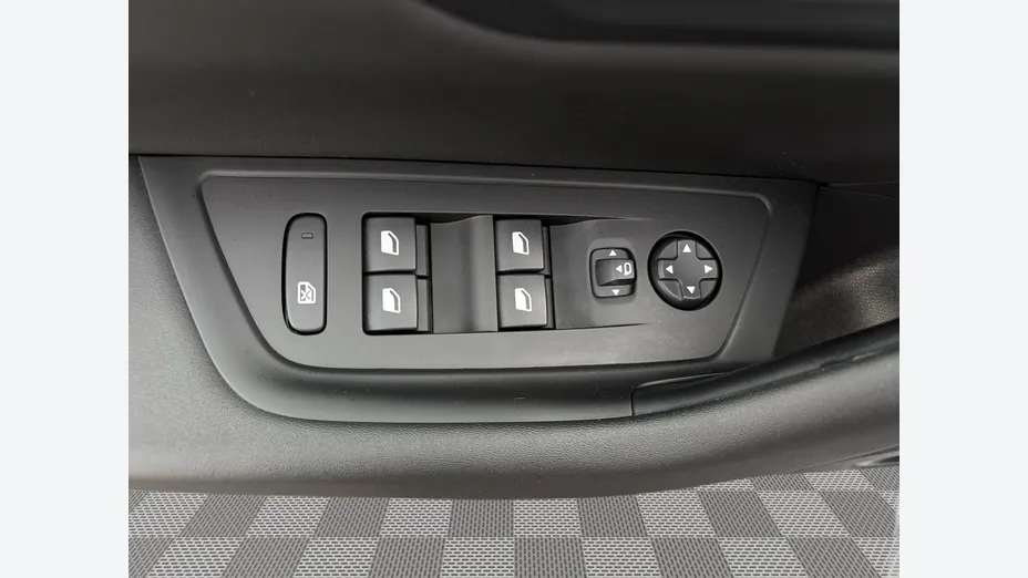 PEUGEOT 508 -