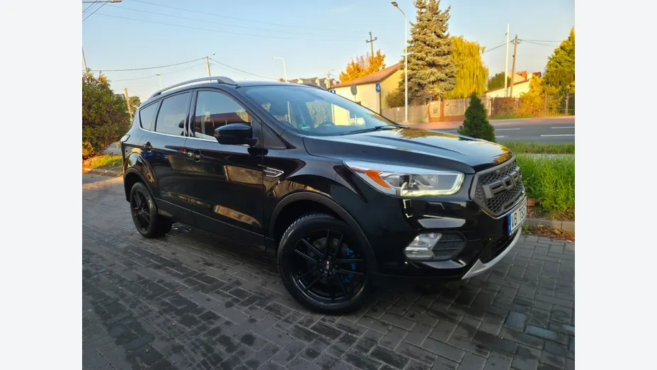 FORD Kuga -