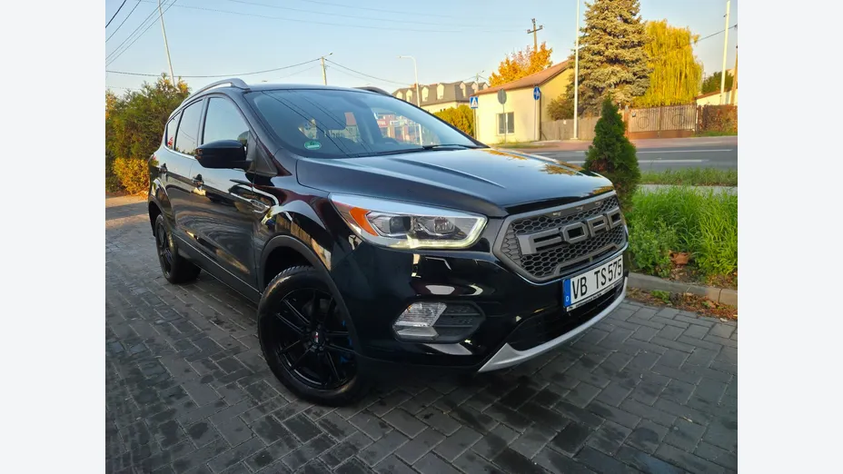 FORD Kuga -