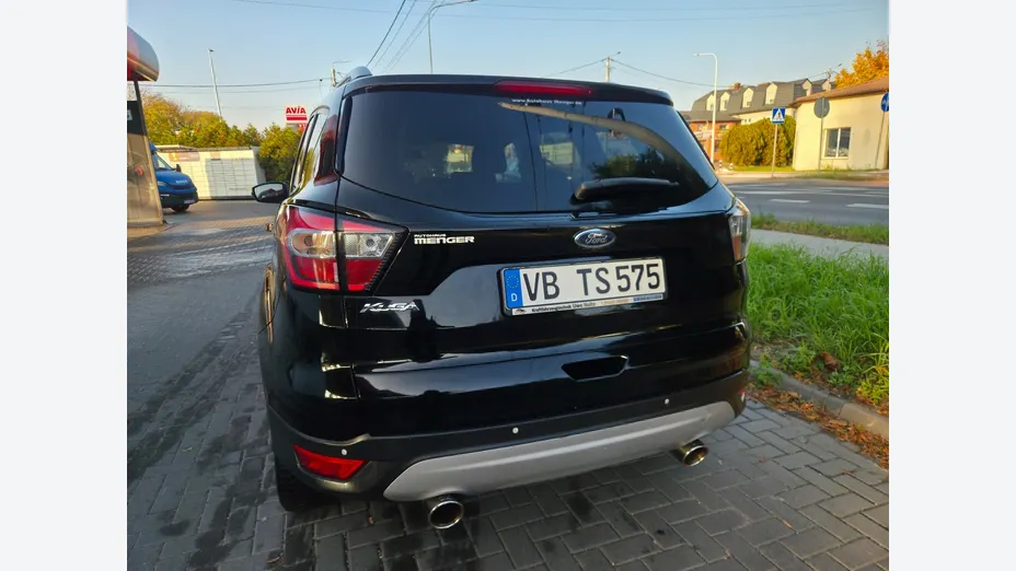 FORD Kuga -
