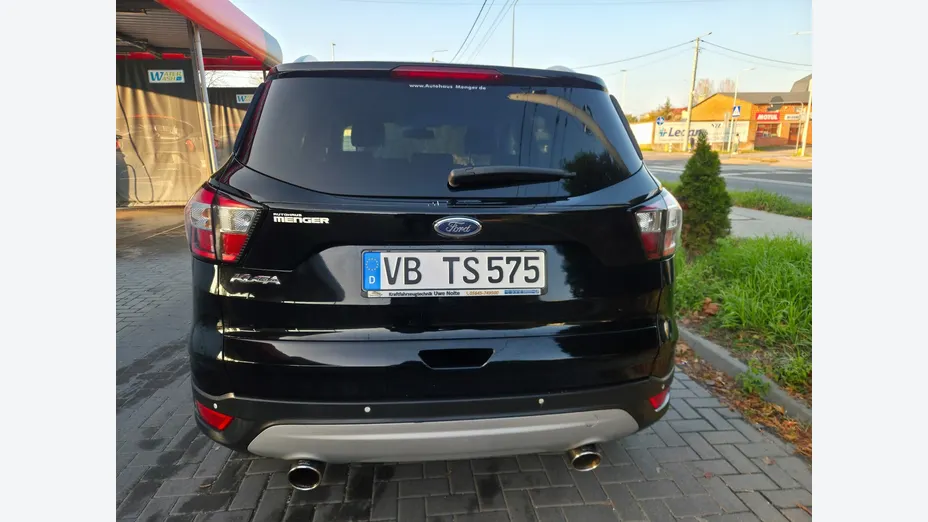 FORD Kuga -