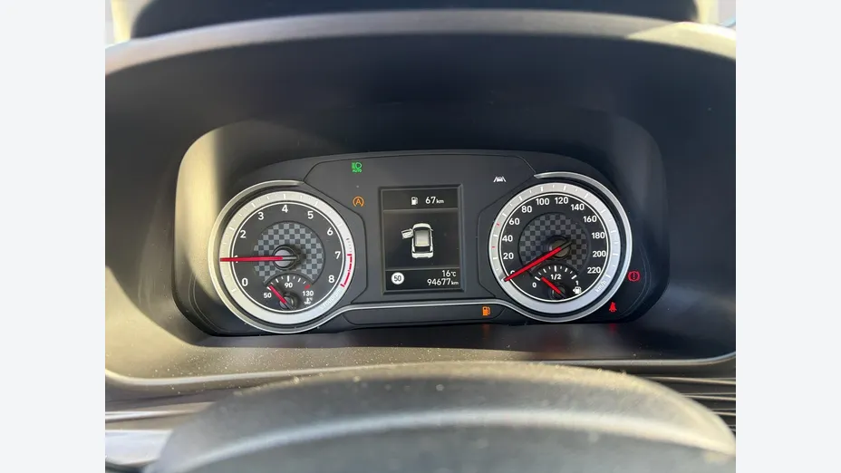 HYUNDAI i20 -