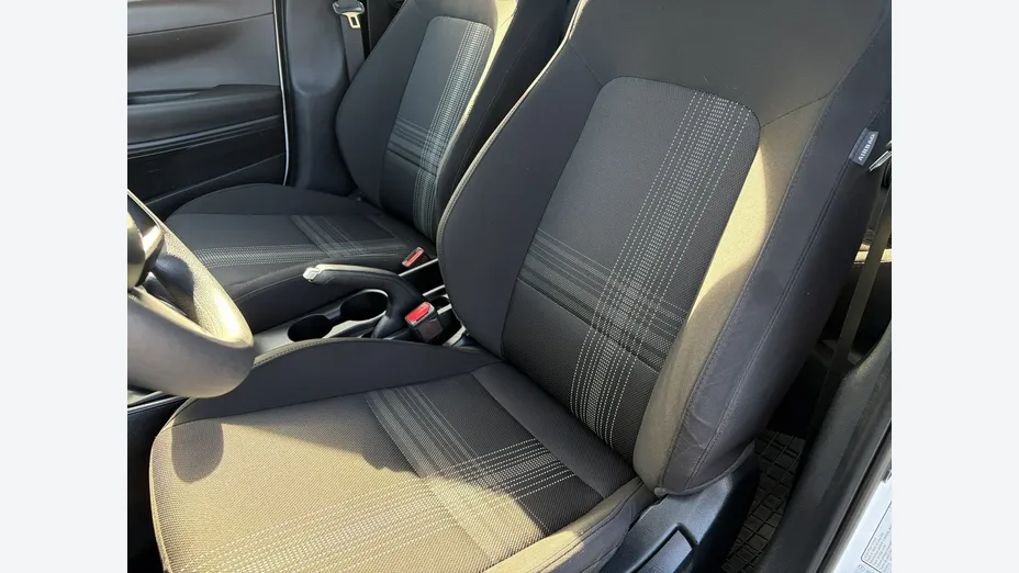 HYUNDAI i20 -
