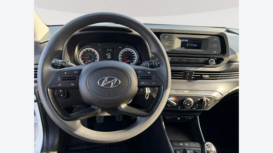 HYUNDAI i20 -