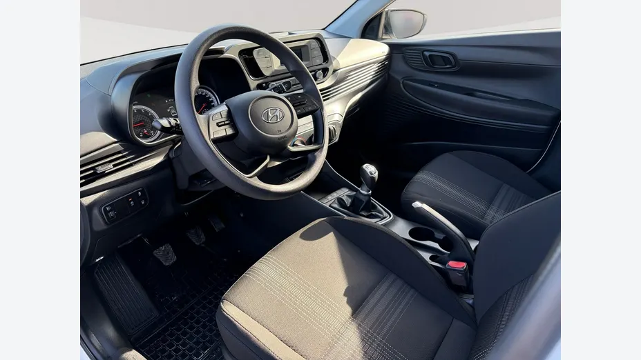 HYUNDAI i20 -